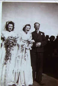 000815 - Photograph - Pound Creek - Weddiing - bridesmaid Dot McCaughan - bride Monica McCaughan and  _  Grigg - from Dorothy Beard