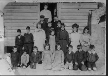 000832 - Photograph - Inverloch Primary School - 1906 - Bertie Ruttle, J Martin, Thyer twins - from Olive Wilson