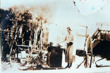 000846 - Photograph - 1920s - Inverloch - 15 High St - Jacobson Dairy - Aunt Annie Jackson - from A Jacobson (Alice)