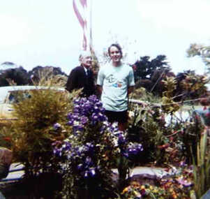 000859 - Photograph - Dec 1981 - Inverloch - Cal Wyeth and Harry Wyeth - Harry returned from USA - from Hazel Swift