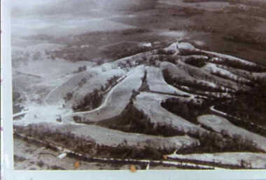000598 - Photograph - 1954 - Leongatha - Golf Links under construction - from Welsford