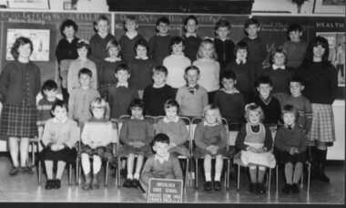 000878 - Photograph - August 1966 - Inverloch - Inverloch Primary School - grades prep-1-2 - Hazel Swift