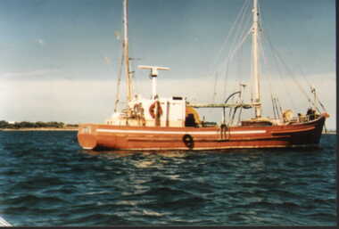 000155 Photograph - Ripple II - R Young
