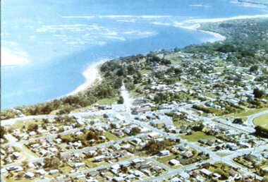 000640 Photograph - 1978 - Aerial View looking South West, Inverloch - from Ruth Tipping