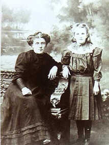 000414 - Photograph - Olive Jebson and sister - from Noelle Green