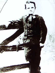 000416 - Photograph - Randolph Gladstone Evans as a boy, father of Gwen Muldoon nee Evans - from Noelle Green
