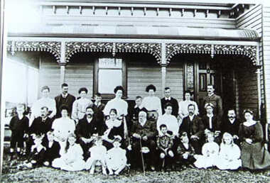 000461 - Photograph - Halford Family - from Eulalie Brewster