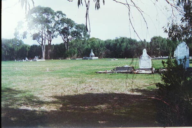 000679 Photograph - 1996 - Anderson Inlet Cemetery, Inverloch - from Ken Howsam