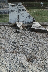 000690 - Photograph - 1997 - Anderson Inlet Cemetery, Inverloch - Sarah Andersen Grave - from Ken Howsam