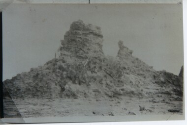 000695 - Photograph - Eagles Nest - from Ruth Tipping