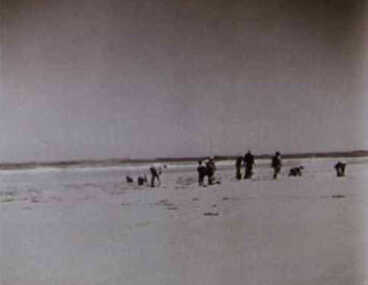 000738 Photograph - circa 1950's - Claming - from Bill Grieve