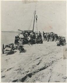 004399 Photograph & Article - 27 January 1935 - Sentinal 1990 - Loading Bikes at Point Smythe - From Bob Young