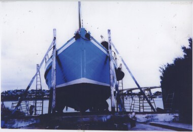 004403 - Photograph - Ripple II (2) in slipway, Inverloch - from Bob Young