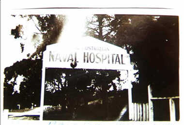 001009A - Photograph - 1945 - Inverloch - Pine Lodge Naval Hospital 1942--5 - entrance gates - from James Wyeth