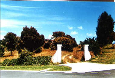 001027 - Photograph - Inverloch - Pine Lodge gate posts - possibly 1985 - from James Wyeth