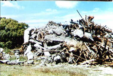 001028 - Photograph - Inverloch - 1985 - Pine Lodge remains - rubble close-up - from James Wyeth