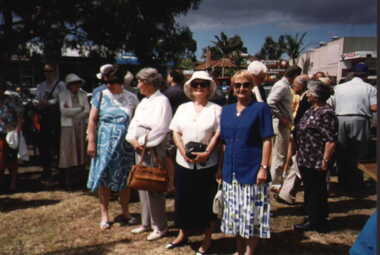 001218 Photograph - January 1998 - Bass Bicentenary Time Capsule - from P Jones