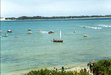 001264 - Photograph - January 1998 - San Remo - Bass Bicentenary - Re-enactment - Goeorge Bass Whale boat Elizabeth approaching Griffiths Point - from Ken Howsam