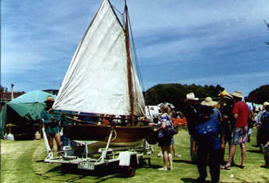 001268 - Photograph - January 1998 - San Remo - Bass Bicentenary - Whale Boat Tom Thumb & Nancye Durham - from Ken Howsam