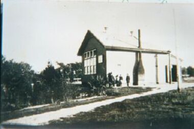 001439 - Photograph - 1914 - Inverloch State School original building - from Bob Young