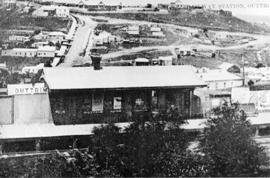 004245 Photograph - Railway Station, Outtrim