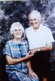 001061 - Photograph - February 1992 - Sandringham - Eulalie and Os Brewster - from Eulalie Brewster