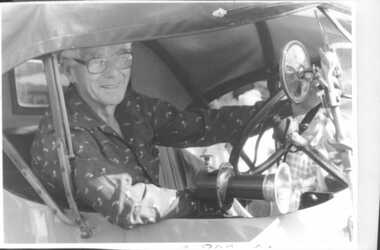 001072 - Photograph - c1992 - Inverloch - Clive Newton - from Eileen Henderson