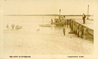 004289 - Postcard - The Jetty, Inverloch - circa 1920's - Valentines M5830