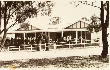 Photograph - Gainsborough House Lakes Entrance Victoria  c1930