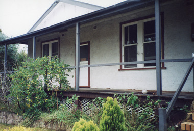 Photograph - Gainsborough House Lakes Entrance   c1999, LERHS