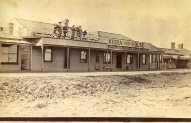 Photograph - Kiora House Lakes Entrance  c1920, c1920