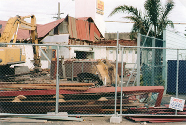 Photograph - Central Hotel Lakes Entrance, Holding M, 2005