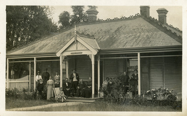 Postcard - Glenara Guest House, Lakes Entrance Victoria   c1918