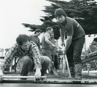 Photograph - Ocean Rescue building extensions, Lakes Entrance, Victoria. 1991, Lakes Post Newspaper