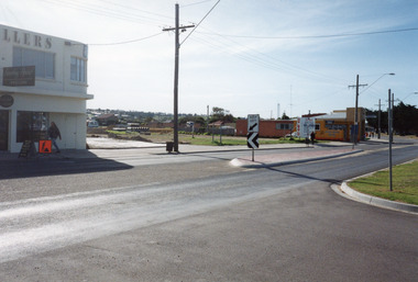 Photograph - Esplanade Lakes Entrance, Holding M, 1994