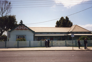 Photograph - Carpenters House / Skippers Restaurant c1999