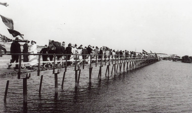 Photograph - Official opening of footbridge, Lakes Entrance Victoria, 1927