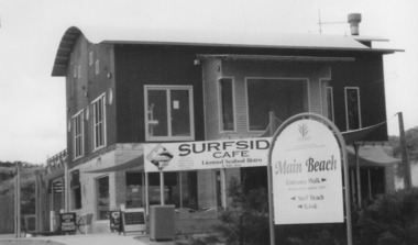 Photograph - Surfside Cafe/ ocean Beach Cafe Lakes Entrance 2008