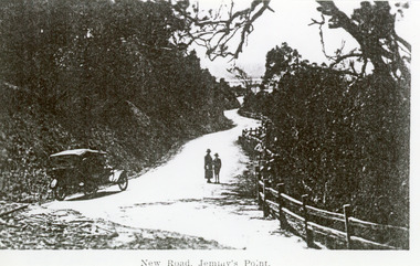 Photograph - Princes Highway Lakes Entrance, c1920