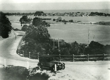 Photograph - Princes Highway Lakes Entrance, c1930