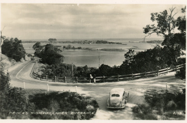 Postcard - Princes Highway Kalimna, Valentine Series, 1930c