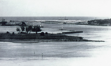 Photograph - Bullock Island, 1915c