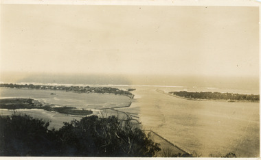 Photograph - The Entrance Lakes Entrance   c1930, 1930c