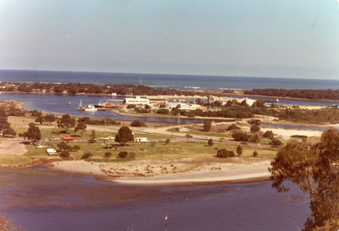 Photograph - Bullock Island, Holding George, 1975c