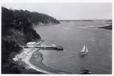 Postcard - Kalimna Jetty, Bulmer H D, 1920c