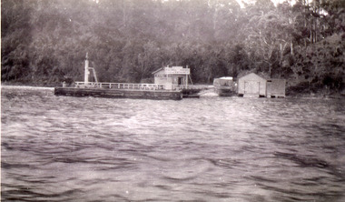 Photograph - Kalimna Jetty, 1930