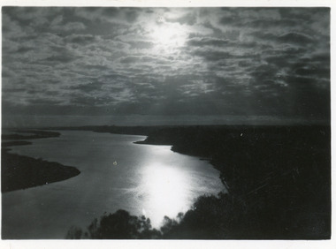 Postcard - Reeves Channel Lakes Entrance by moonlight  c1930