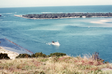 Photograph - The Entrance from Jemmys Point Lakes Entrance  c1990, Fraser, Ian