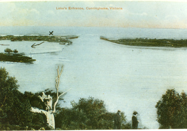 Postcard - The Entrance, 1900c