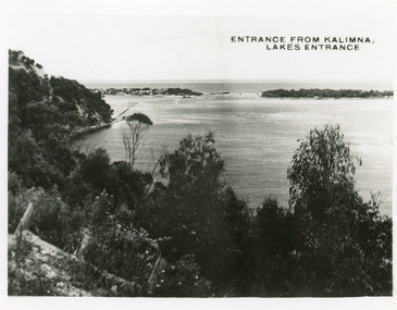 Postcard - The Entrance, 1935c